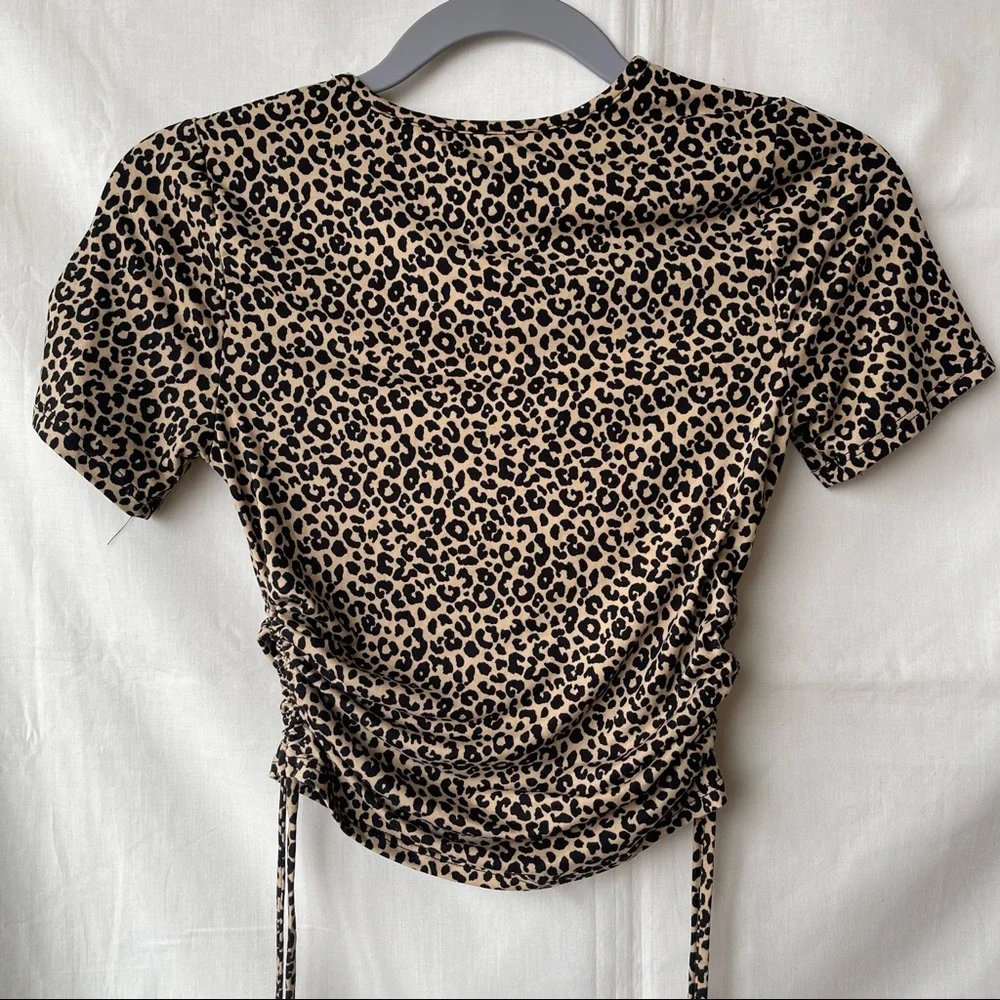 Leopard Print Ruched Crop Top - Picture 6 of 9